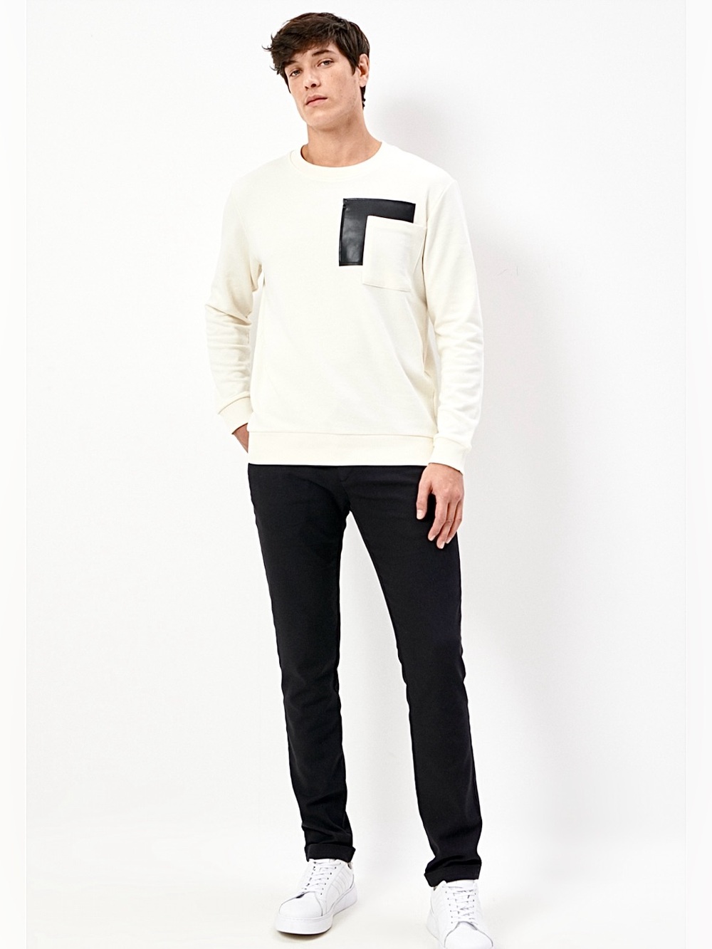 Zara Cream Crewneck Sweatshirt with Black Pocket Detail
